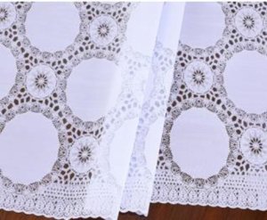 LA-0578U Клеенка ажурная "FELICITA" 1.37x20 п.м.